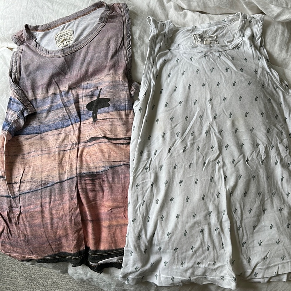 Current Elliott tank tops surfing and cactus size zero